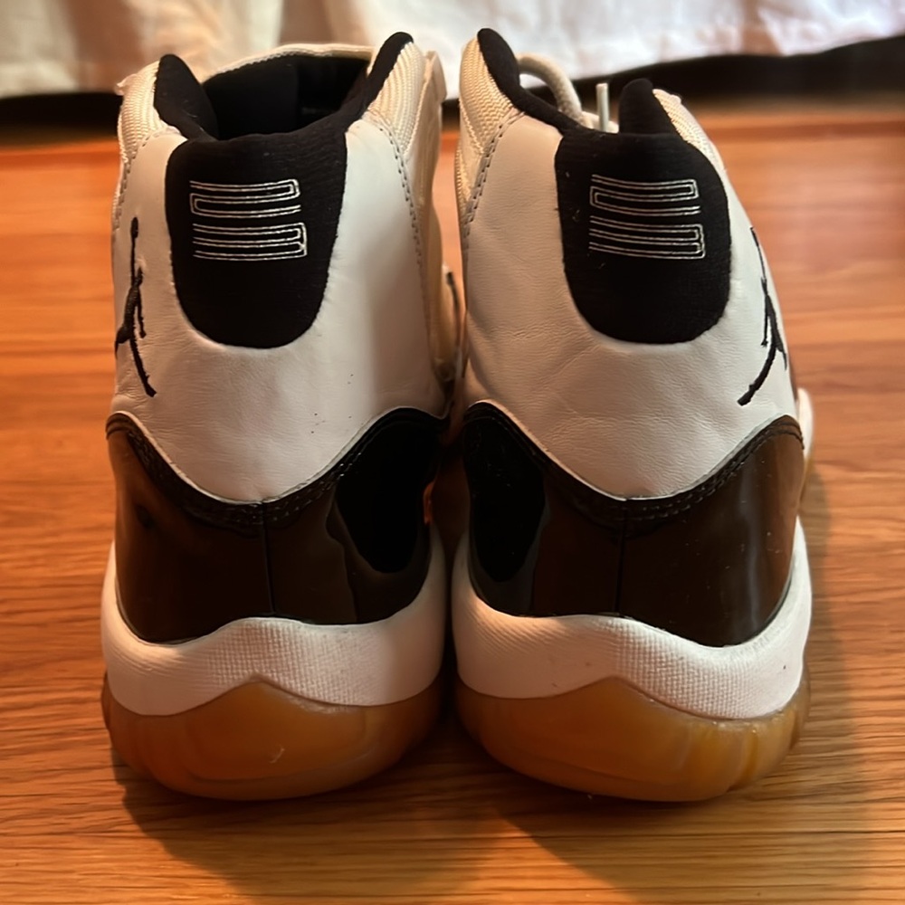 Deadstock. Size 13 2000 Jordan Retro XI Concord. - Picture 5 of 8